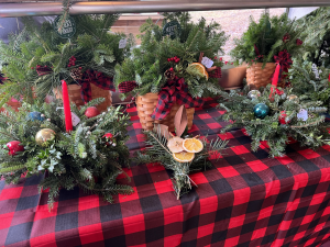 An array of live arrangements for tables